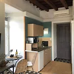 Old Port - Bellavista Apartamento